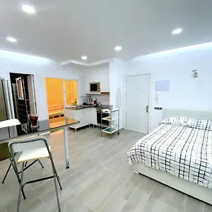 Estudio Muy Cerca De La Playa. Puerto de la Cruz (Tenerife)